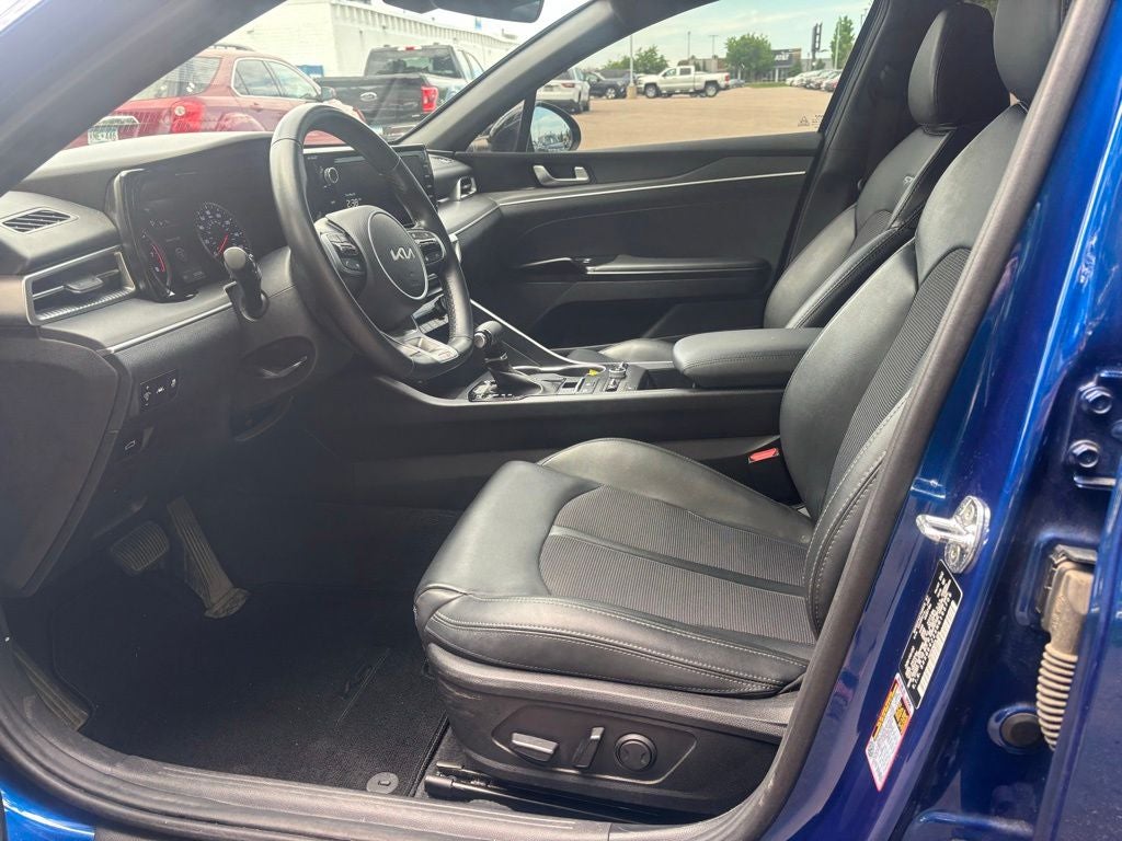 2022 Kia K5 GT-Line