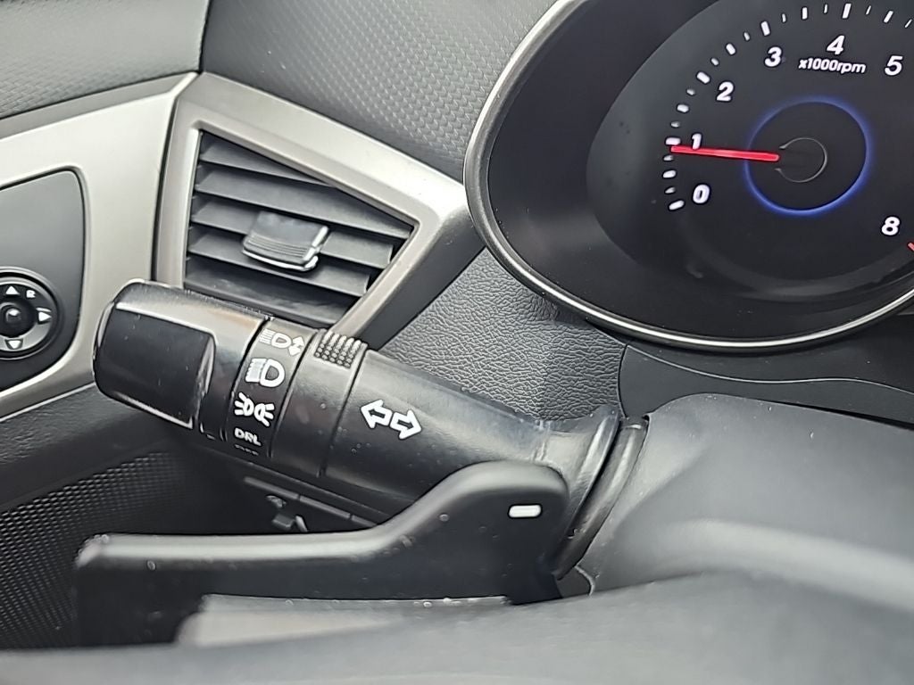 2016 Hyundai Veloster Base