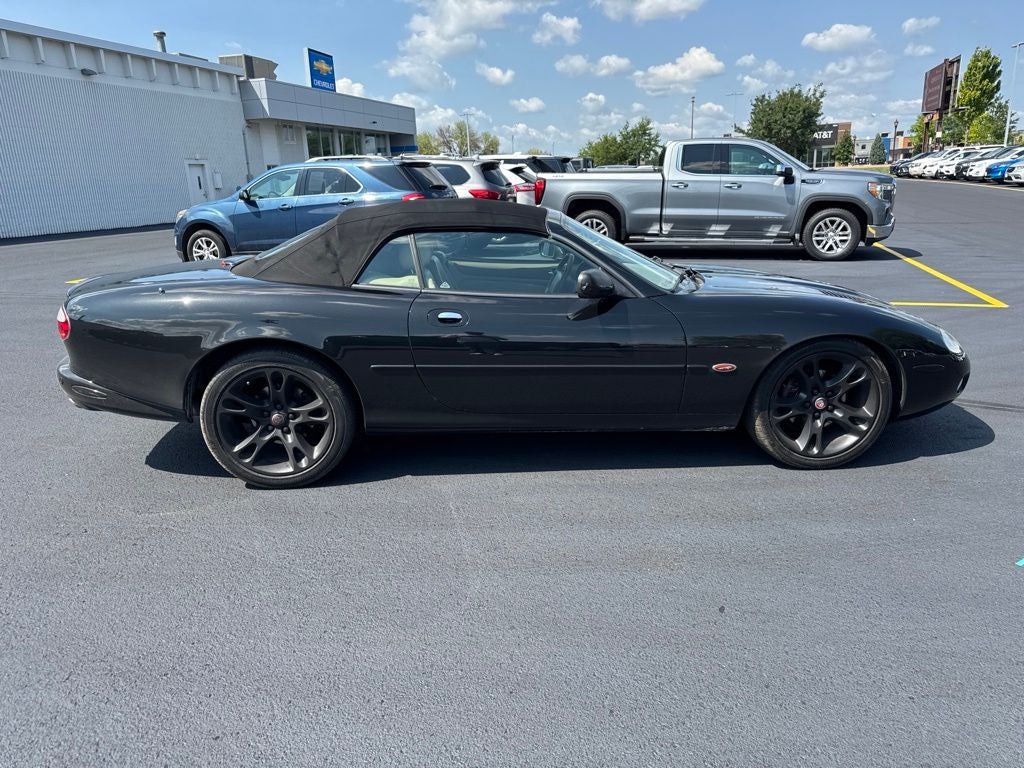 2001 Jaguar XK XKR Base