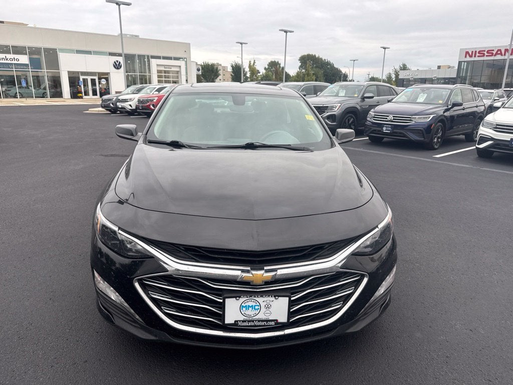 Used 2022 Chevrolet Malibu 1LT with VIN 1G1ZD5ST7NF120097 for sale in Mankato, MN