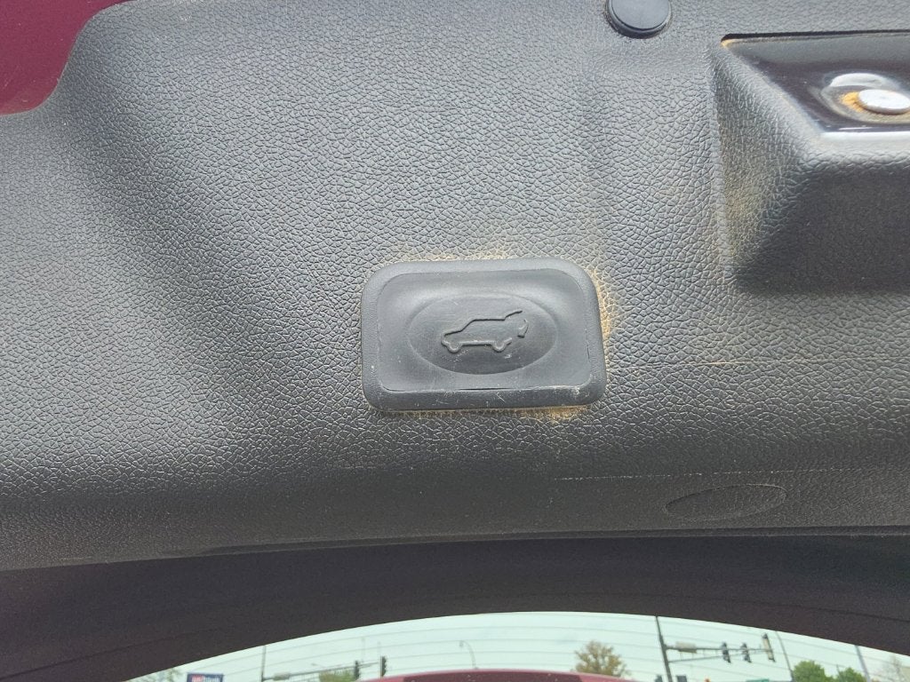 2011 GMC Acadia Denali