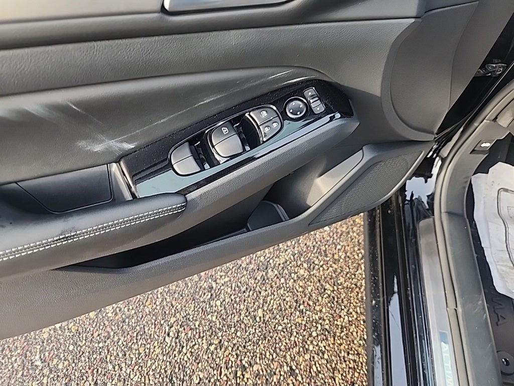 2025 Nissan Altima 2.5 SL