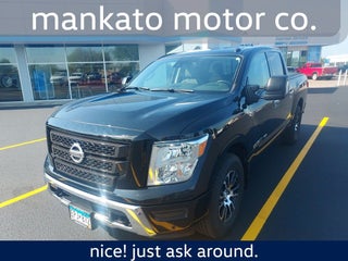 2020 Nissan Titan SV