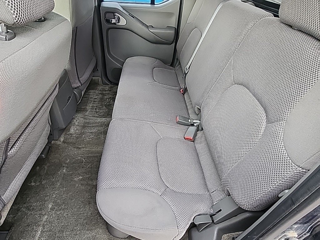 2017 Nissan Frontier SV