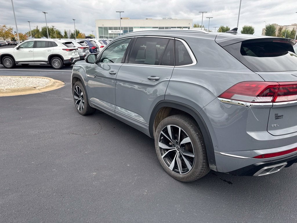 2024 Volkswagen Atlas Cross Sport 2.0T SEL Premium R-Line