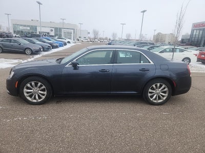 2016 Chrysler 300 Limited
