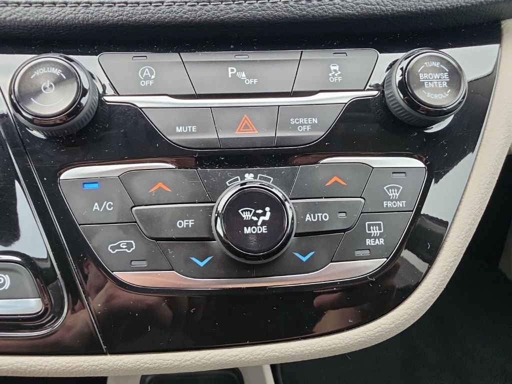 2018 Chrysler Pacifica Limited