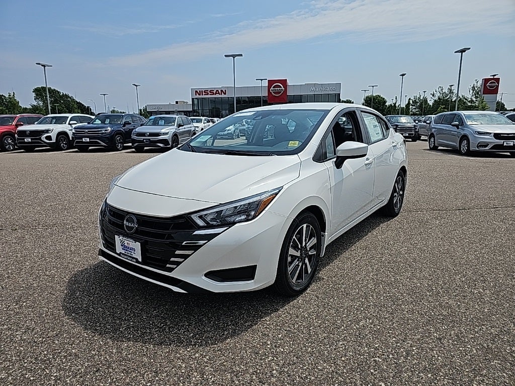 2025 Nissan Versa 1.6 SV