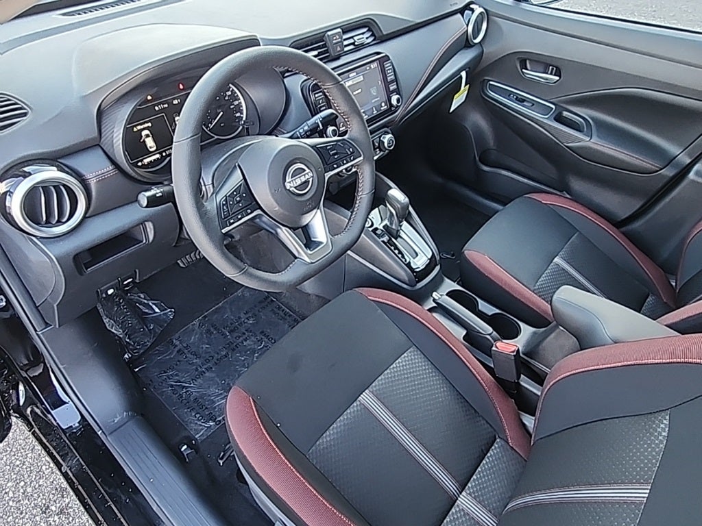 2025 Nissan Versa 1.6 SR