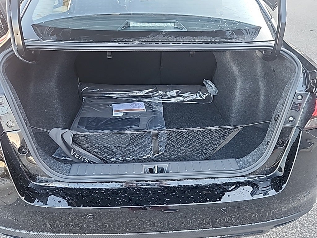 2025 Nissan Versa 1.6 SR