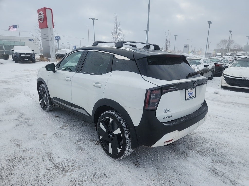 2026 Nissan Kicks SR