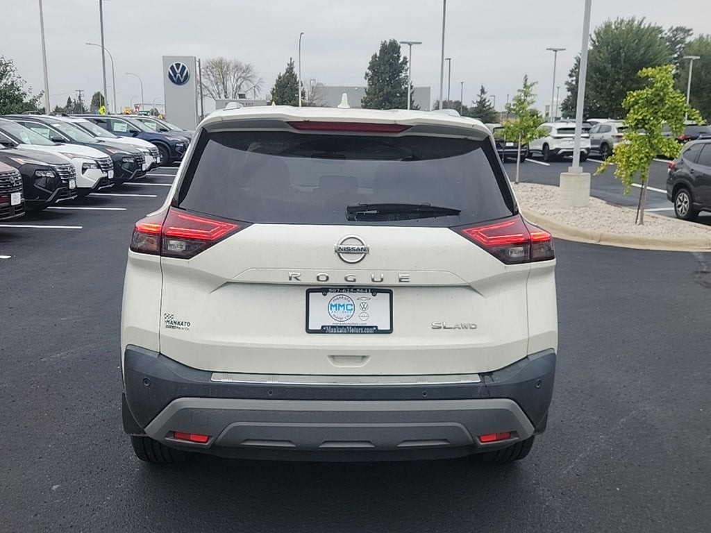 2021 Nissan Rogue SL