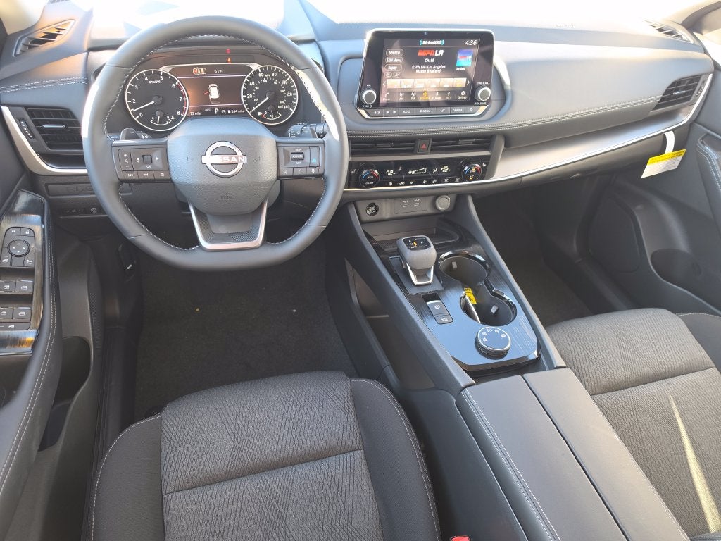2027 Nissan Rogue SV