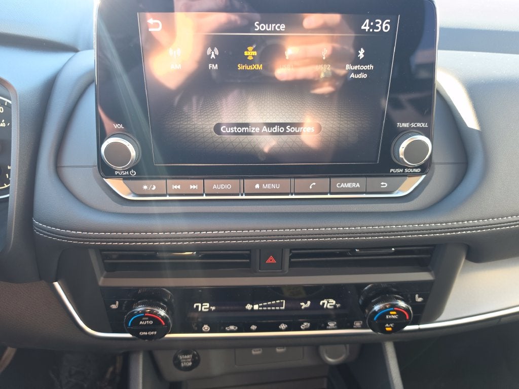2027 Nissan Rogue SV