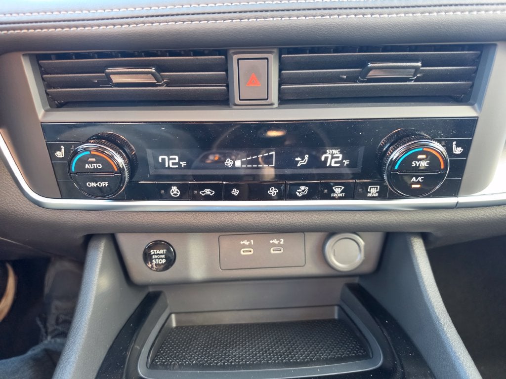 2027 Nissan Rogue SV