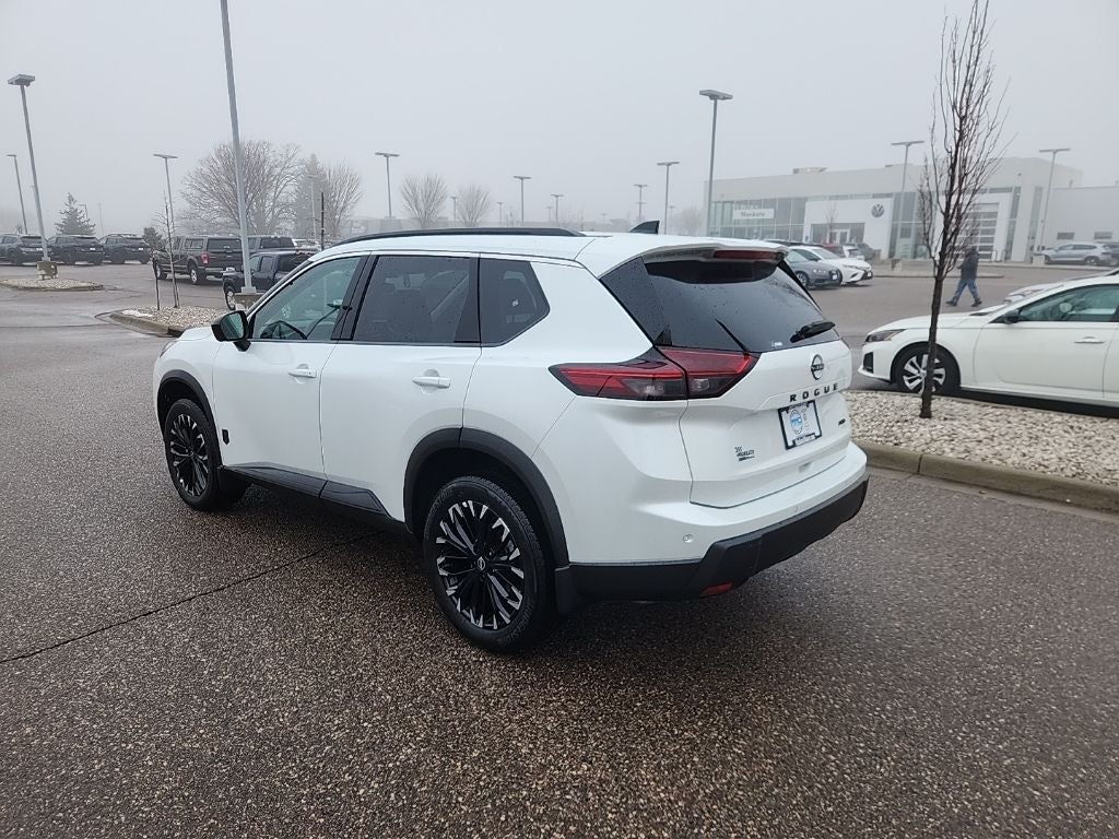 2026 Nissan Rogue Dark Armor