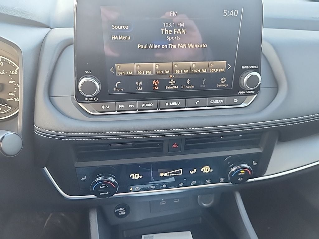 2026 Nissan Rogue Dark Armor