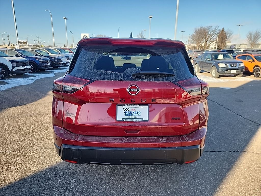 2026 Nissan Rogue Dark Armor