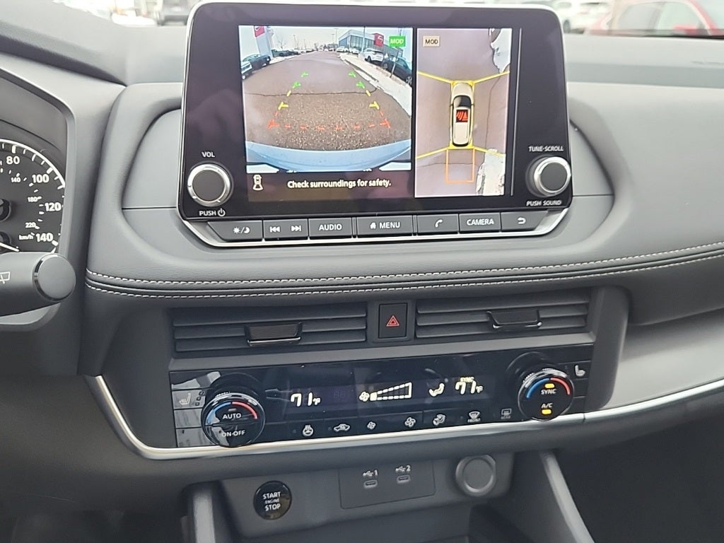 2026 Nissan Rogue Dark Armor