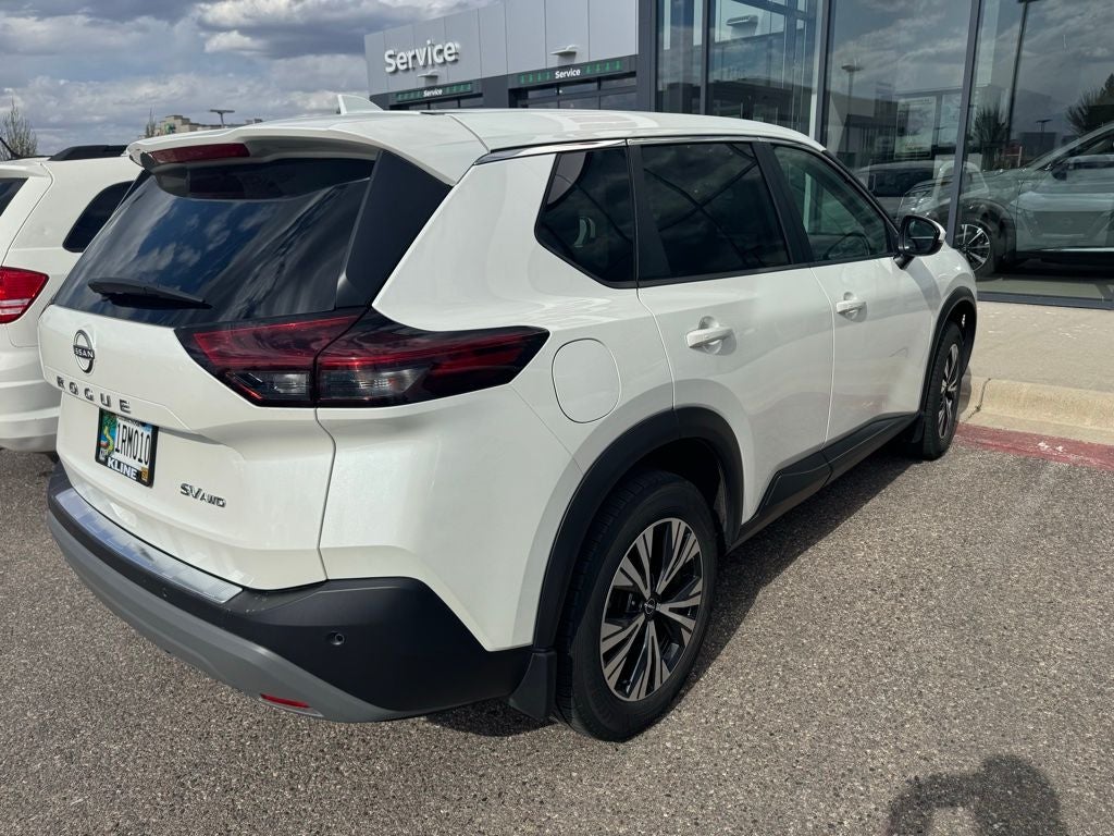 2022 Nissan Rogue SV