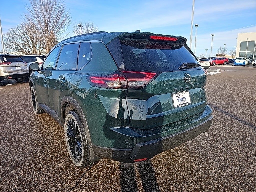 2026 Nissan Rogue Dark Armor