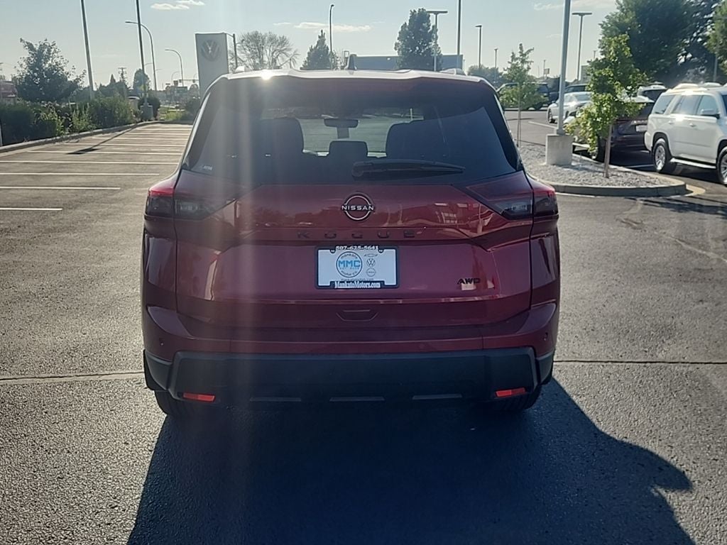 2026 Nissan Rogue Dark Armor