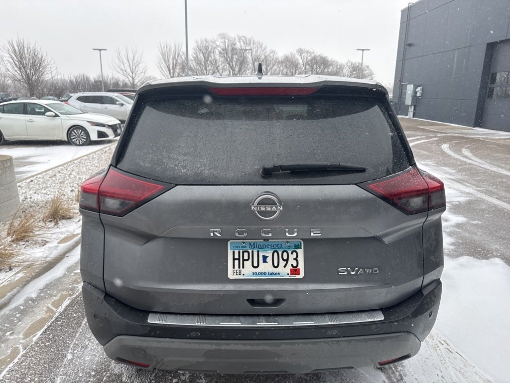 2022 Nissan Rogue SV