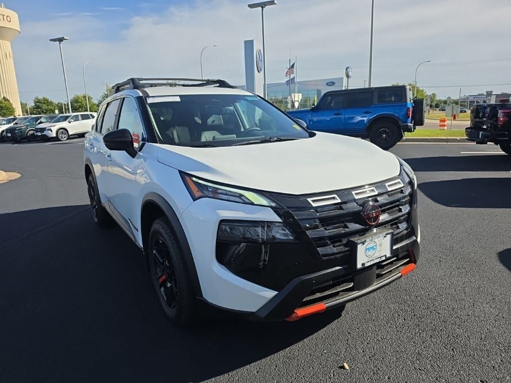 2026 Nissan Rogue Rock Creek
