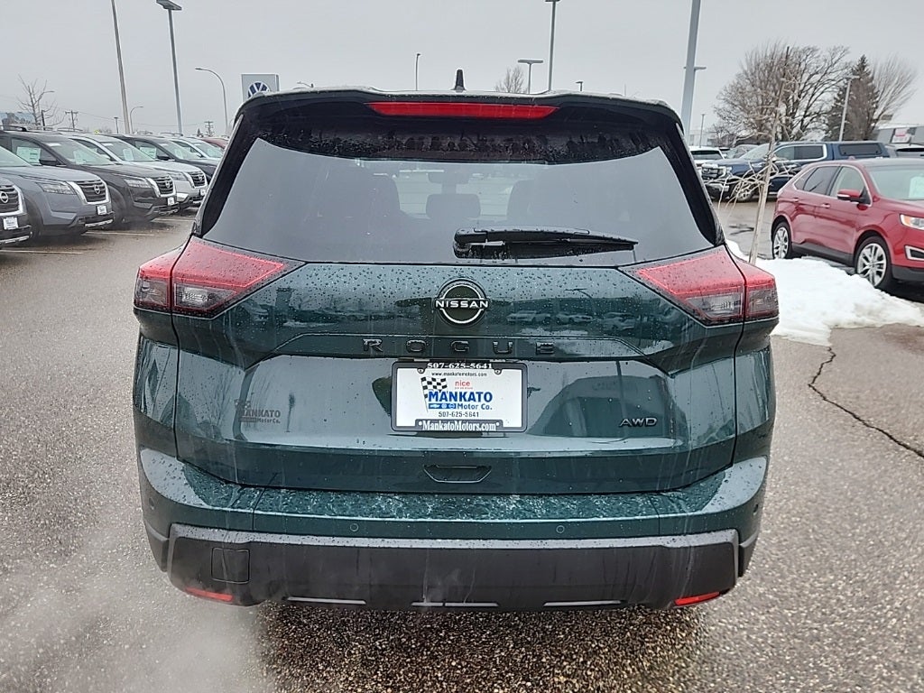 2026 Nissan Rogue Dark Armor