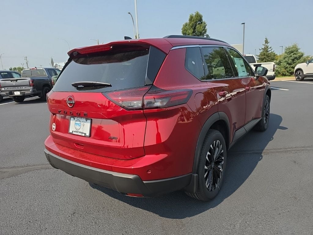 2026 Nissan Rogue Dark Armor