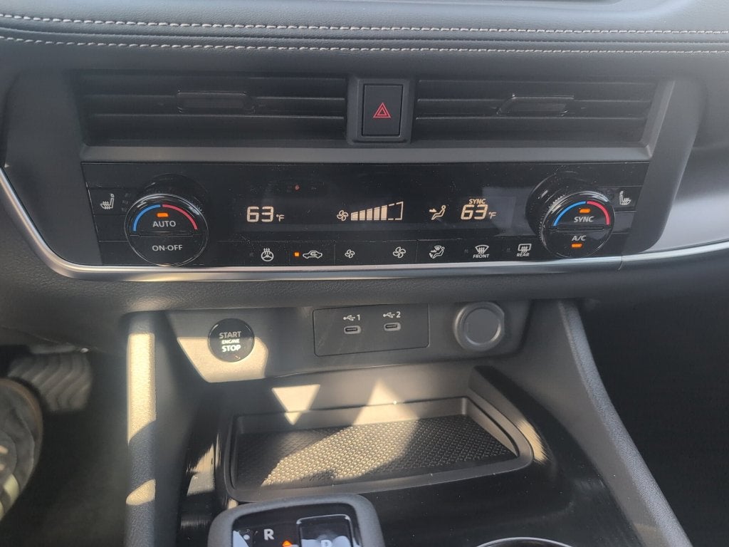 2026 Nissan Rogue SV