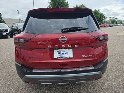 2022 Nissan Rogue SL