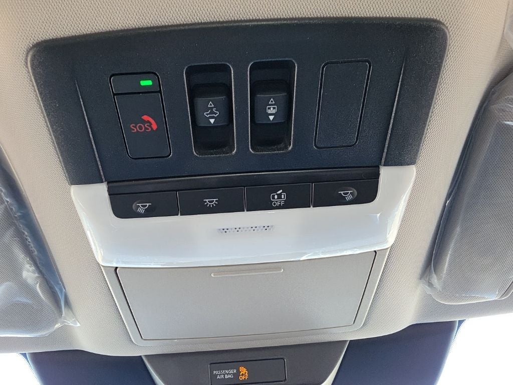 2026 Nissan Pathfinder SV