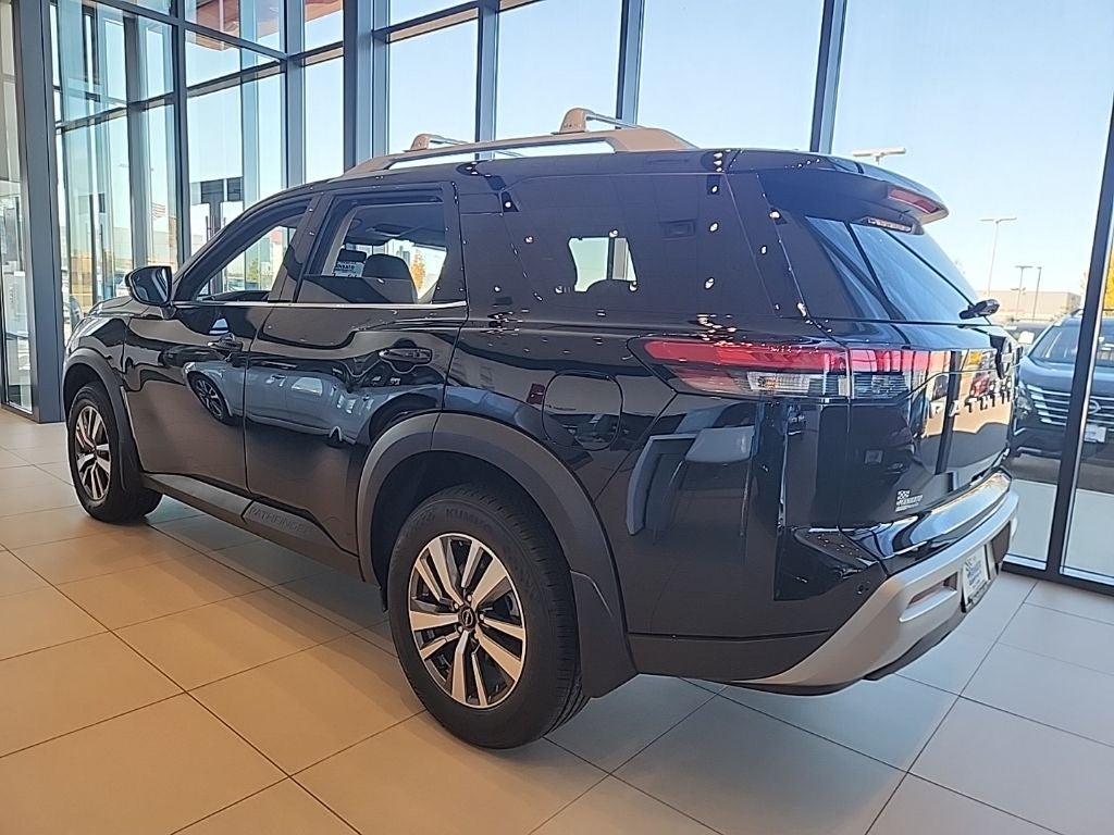 Certified 2025 Nissan Pathfinder SL with VIN 5N1DR3CC1SC226396 for sale in Mankato, Minnesota