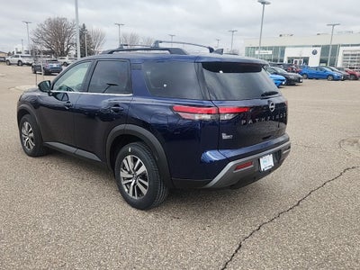 2026 Nissan Pathfinder SL