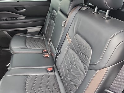 2022 Nissan Pathfinder Platinum