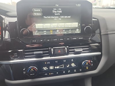 2025 Nissan Pathfinder Platinum