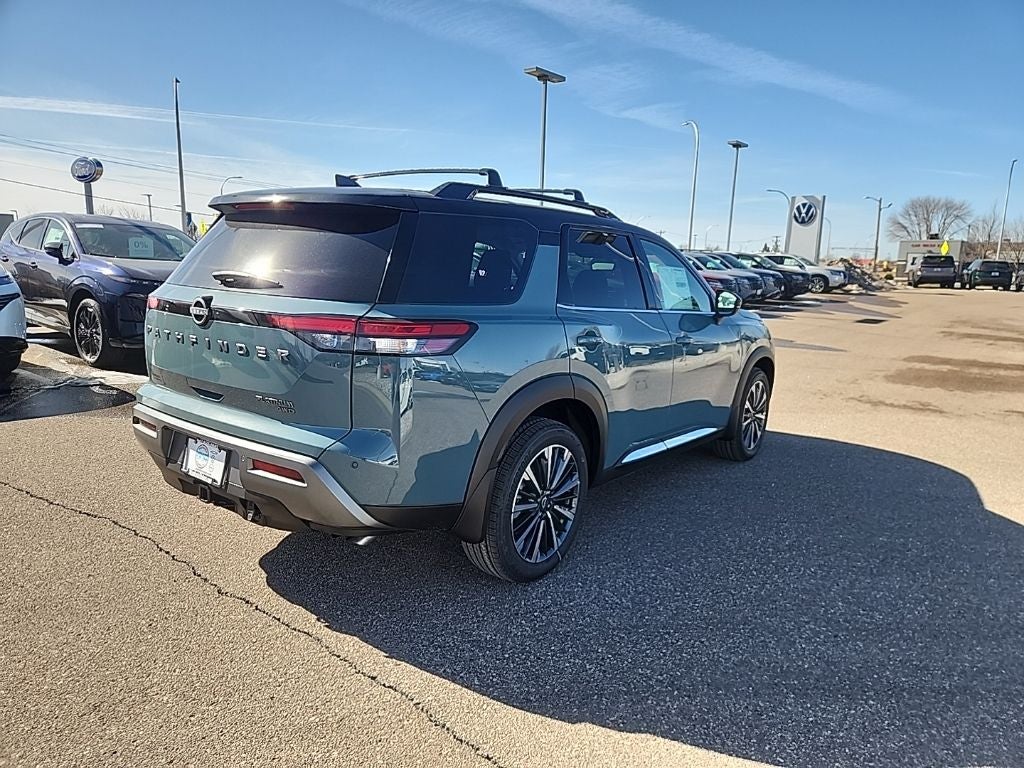 2026 Nissan Pathfinder Platinum