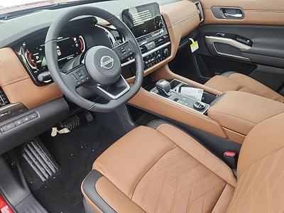 2025 Nissan Pathfinder Platinum