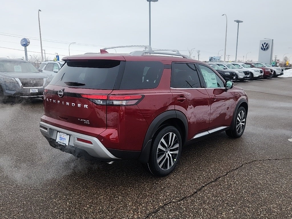 2025 Nissan Pathfinder Platinum