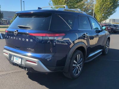 2022 Nissan Pathfinder Platinum