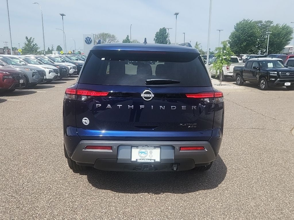 2026 Nissan Pathfinder Platinum