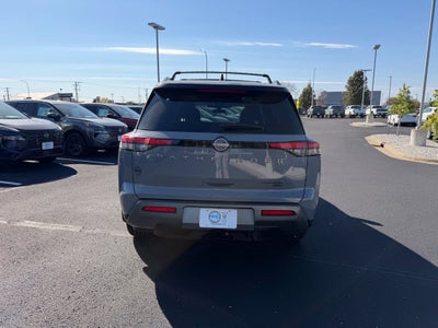 2026 Nissan Pathfinder Platinum