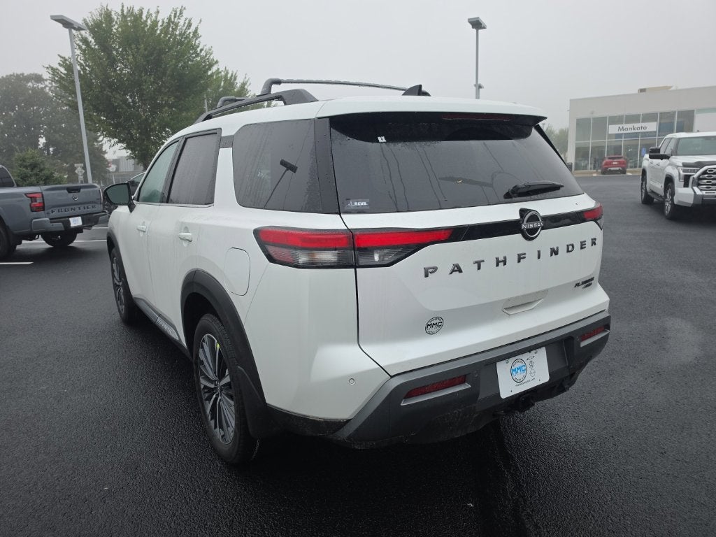 2026 Nissan Pathfinder Platinum