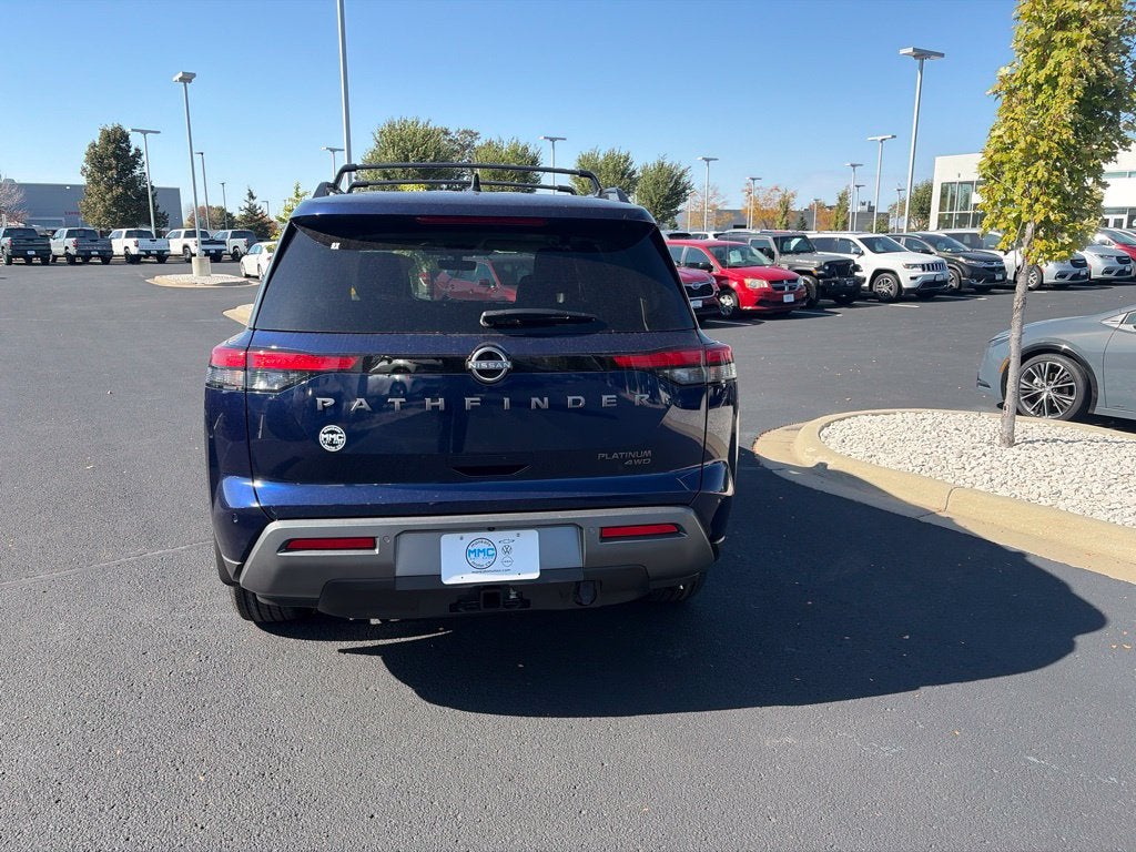 2026 Nissan Pathfinder Platinum
