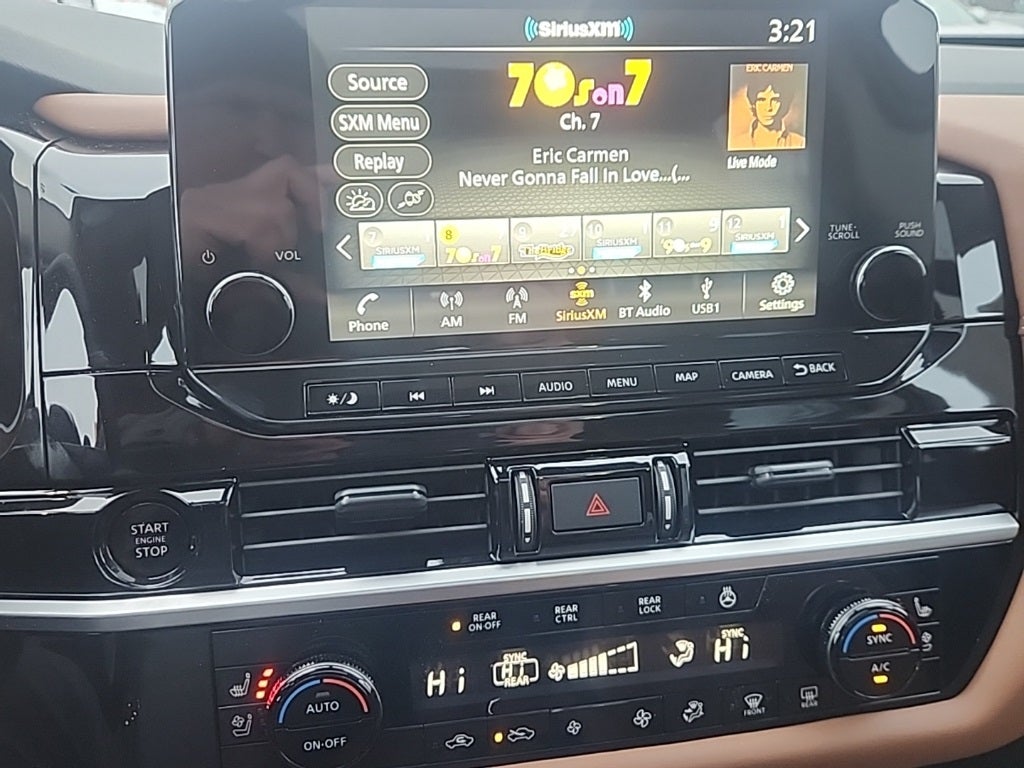 2025 Nissan Pathfinder Platinum