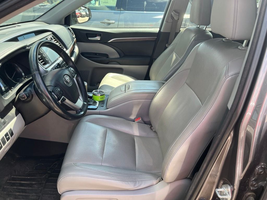 2016 Toyota Highlander Limited