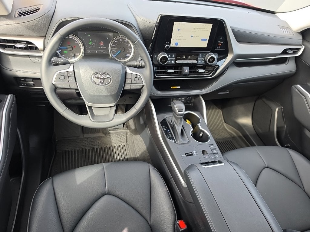 2023 Toyota Highlander Hybrid XLE