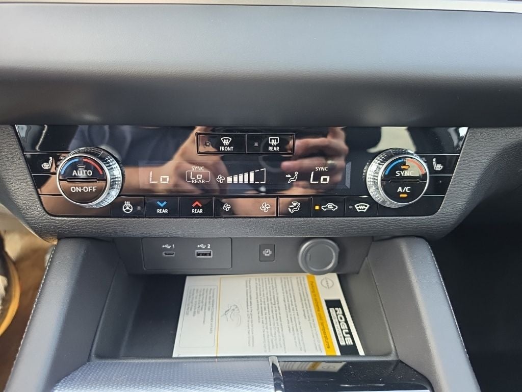 2026 Nissan Rogue Plug-In Hybrid Platinum