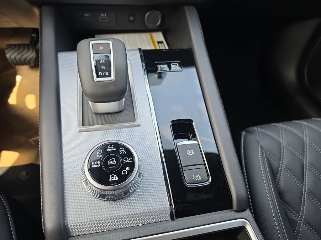 2026 Nissan Rogue Plug-In Hybrid Platinum